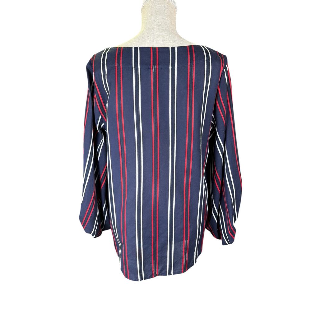 CAbi Blouses Set Bundle Lot of 2 Womens L Freedom Flag Cherry Blossom 5516 5712 - Picture 7 of 16
